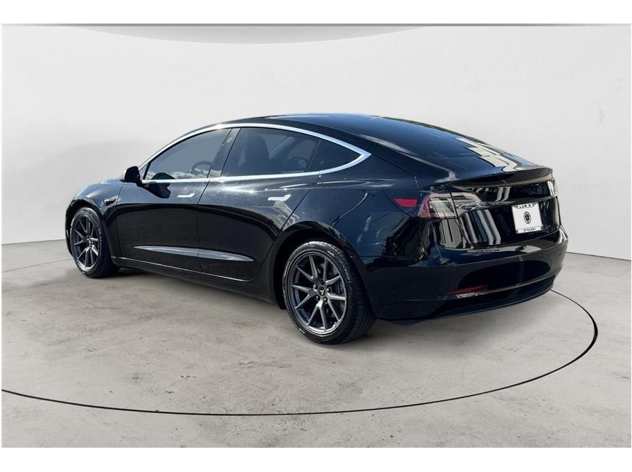 2019 Tesla Model 3 Standard Range Plus Sedan 4D