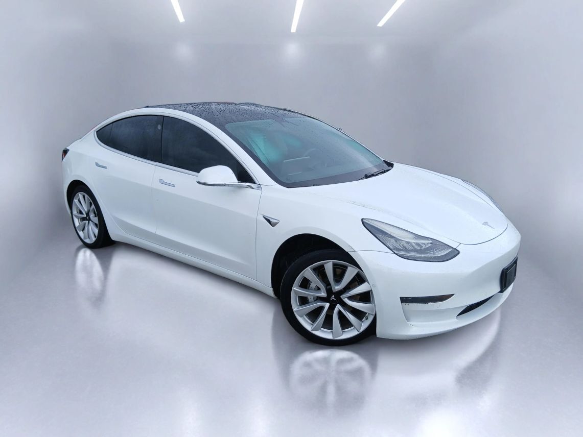 2019 Tesla Model 3 Standard Range Plus Sedan 4D