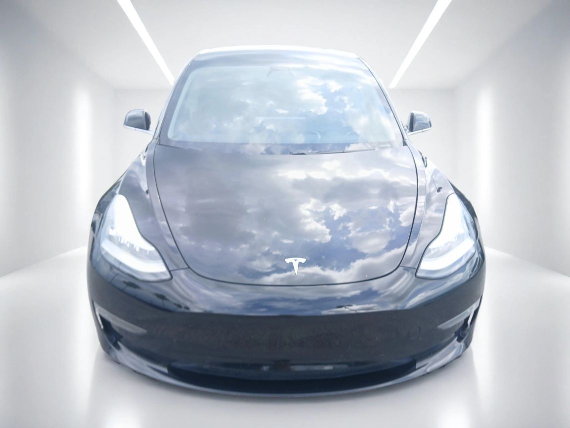2019 Tesla Model 3 Standard Range Plus Sedan 4D