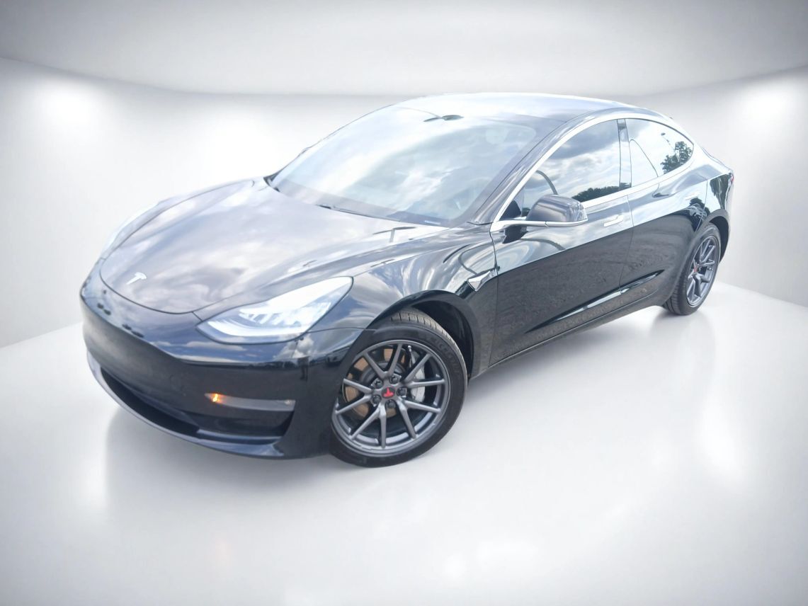 2019 Tesla Model 3 Standard Range Plus Sedan 4D