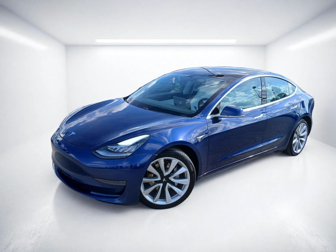 2019 Tesla Model 3 Standard Range Plus Sedan 4D