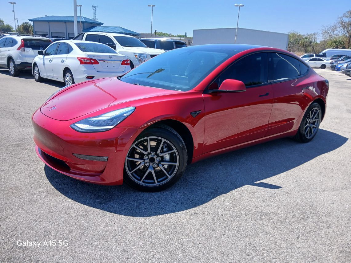 2019 Tesla Model 3 Standard Range Plus Sedan 4D