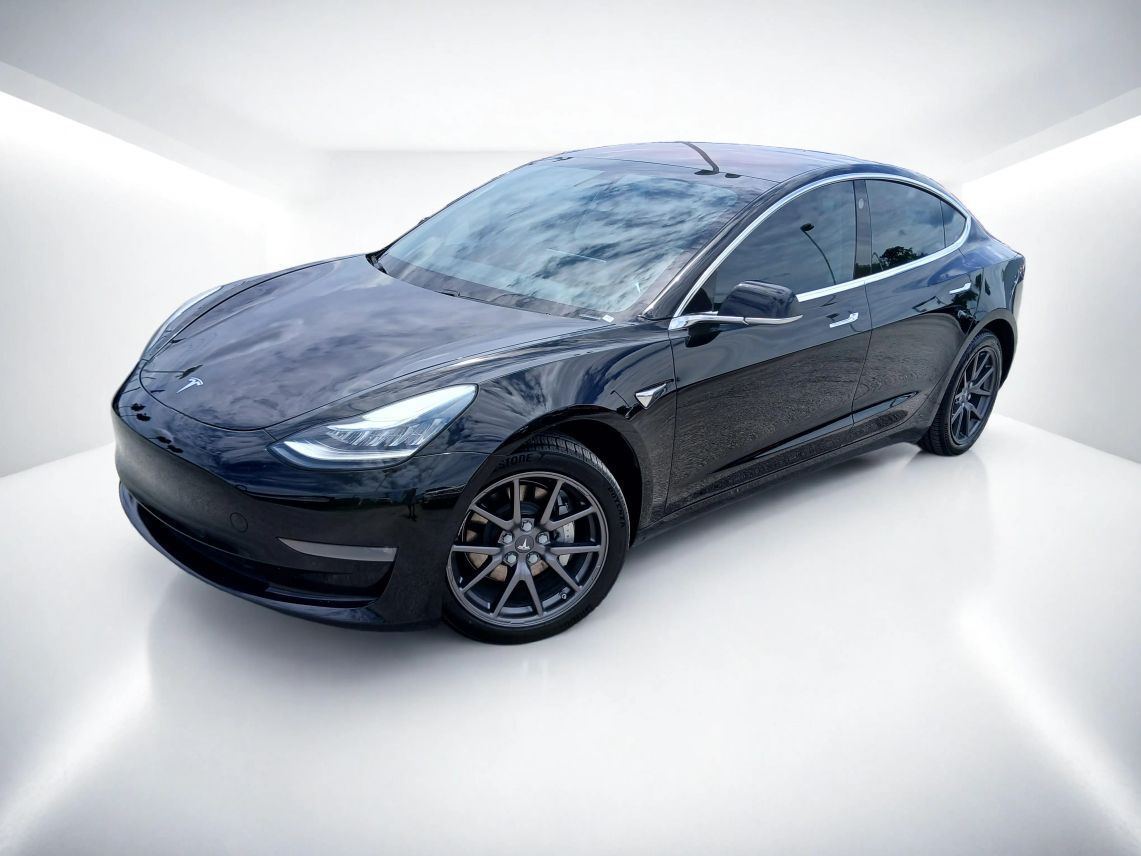 2019 Tesla Model 3 Standard Range Sedan 4D