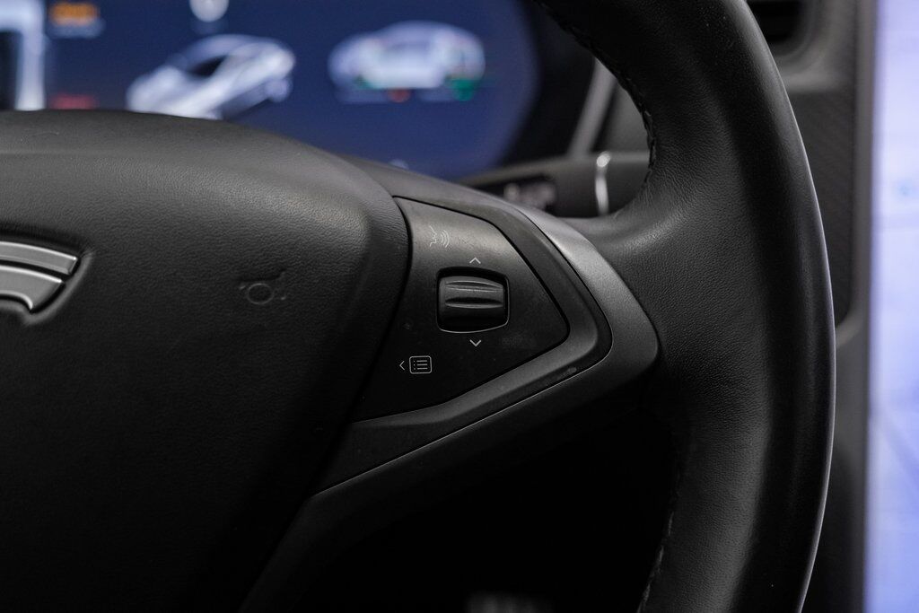 2019 Tesla Model S Performance photo 20