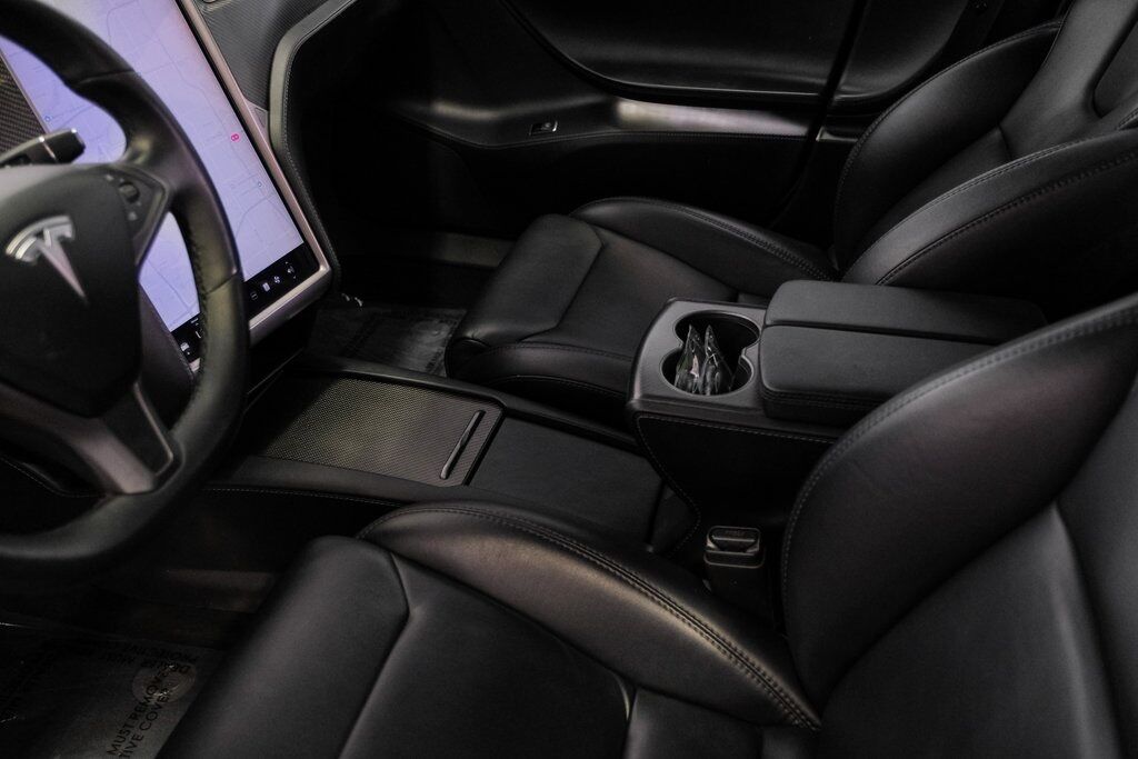 2019 Tesla Model S Performance photo 25