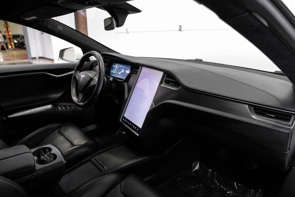 2019 Tesla Model S Performance photo 15