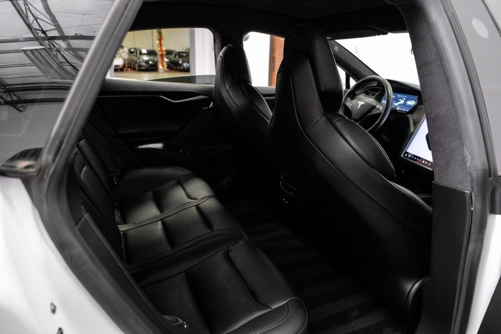 2019 Tesla Model S Performance photo 31