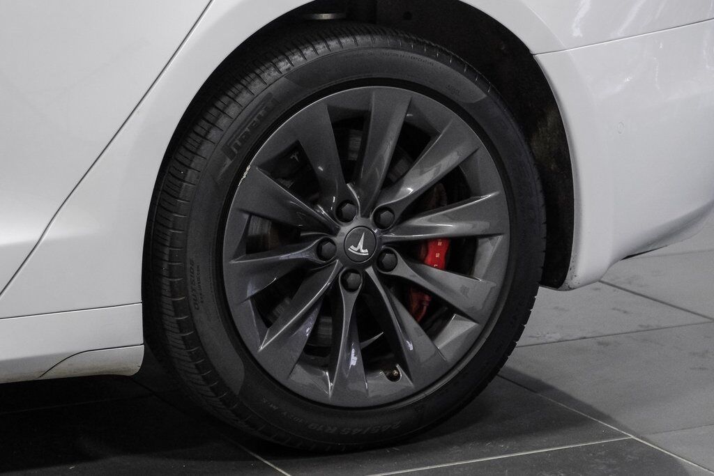 2019 Tesla Model S Performance photo 46