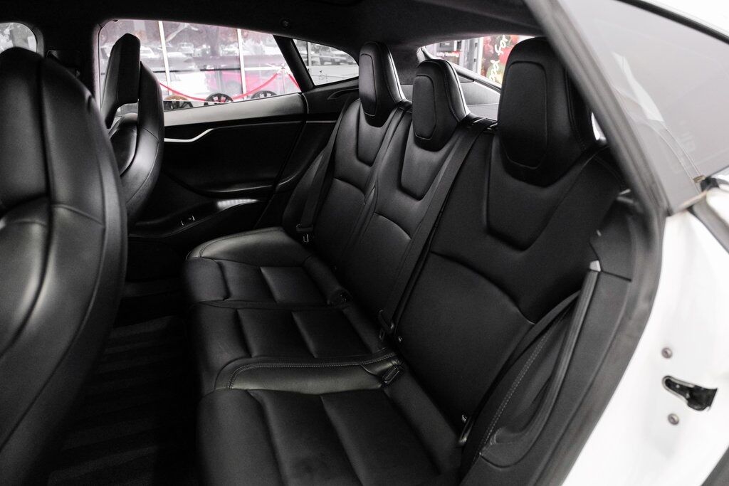 2019 Tesla Model S Performance photo 33