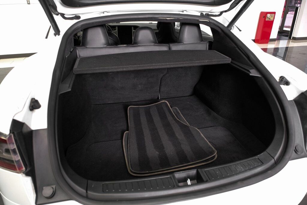 2019 Tesla Model S Performance photo 42