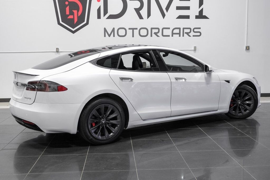 2019 Tesla Model S Performance photo 9