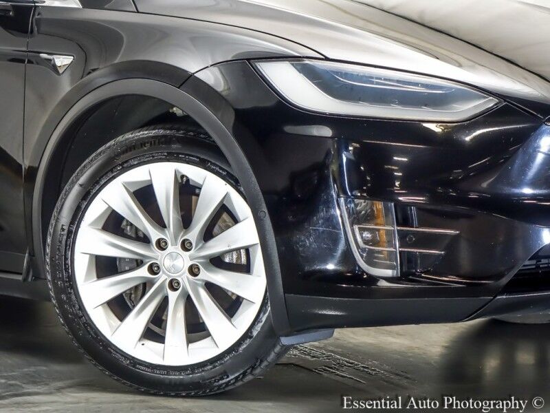 2019 Tesla Model X Long Range PRICE INCLUDES THE $4000 FED EV TAX CREDIT Willowbrook IL