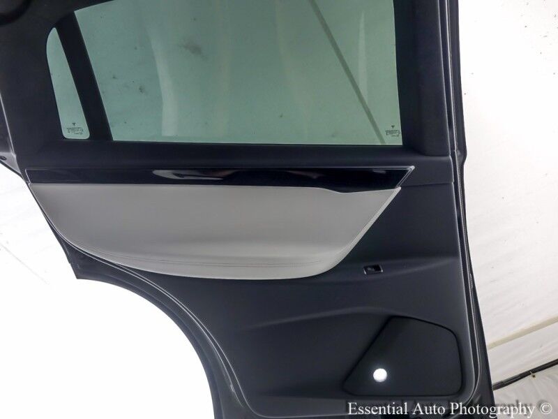 2019 Tesla Model X Long Range PRICE INCLUDES THE $4000 FED EV TAX CREDIT Willowbrook IL