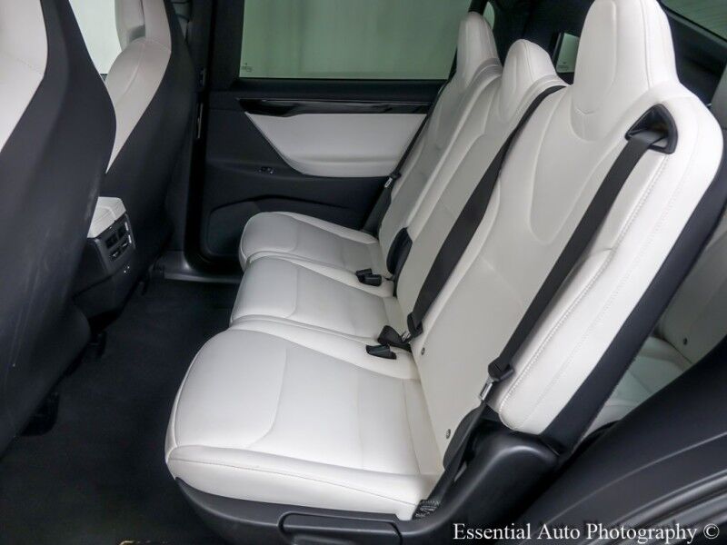 2019 Tesla Model X Long Range PRICE INCLUDES THE $4000 FED EV TAX CREDIT Willowbrook IL