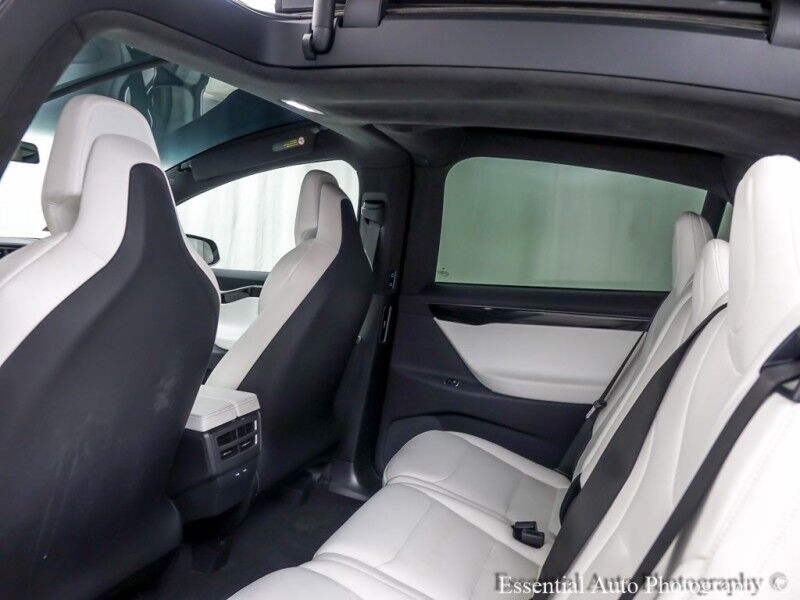 2019 Tesla Model X Long Range PRICE INCLUDES THE $4000 FED EV TAX CREDIT Willowbrook IL