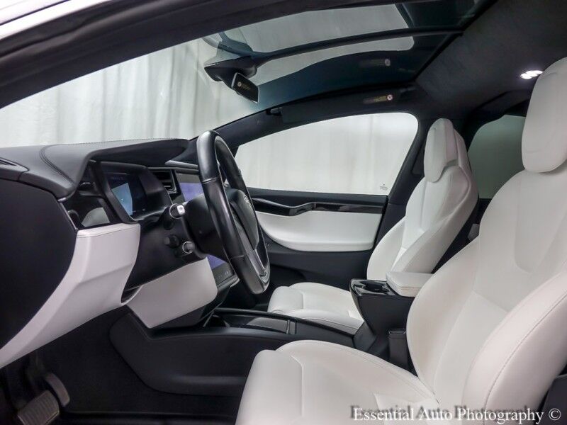 2019 Tesla Model X Long Range PRICE INCLUDES THE $4000 FED EV TAX CREDIT Willowbrook IL