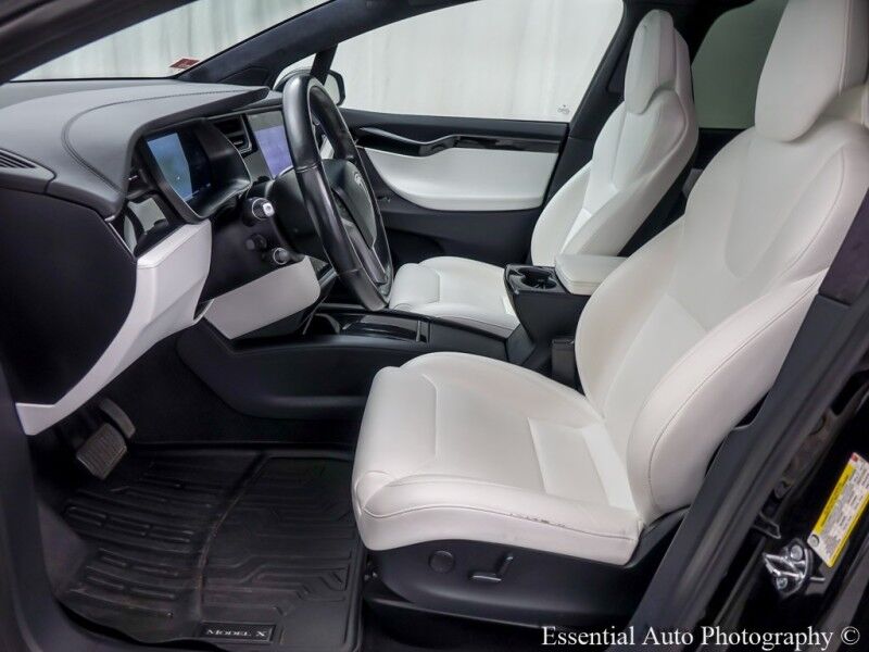 2019 Tesla Model X Long Range PRICE INCLUDES THE $4000 FED EV TAX CREDIT Willowbrook IL