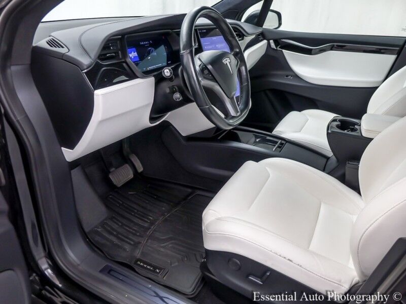 2019 Tesla Model X Long Range PRICE INCLUDES THE $4000 FED EV TAX CREDIT Willowbrook IL
