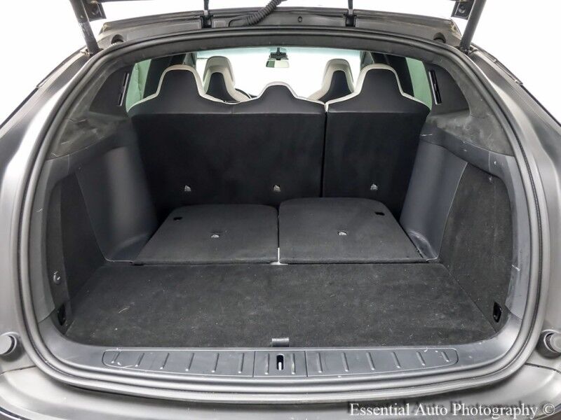 2019 Tesla Model X Long Range PRICE INCLUDES THE $4000 FED EV TAX CREDIT Willowbrook IL