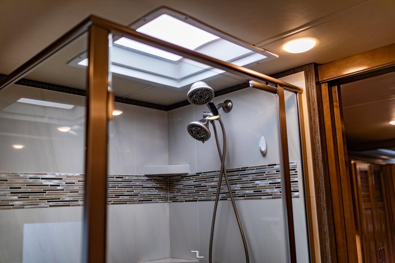 2019 Thor Motor Coach Tuscany 45 MX Class A Motorhome Diesel Red Deer AB