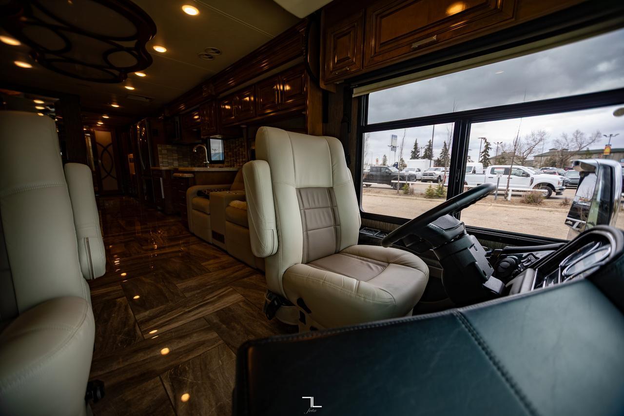 2019 Thor Motor Coach Tuscany 45 MX Class A Motorhome Diesel Red Deer AB