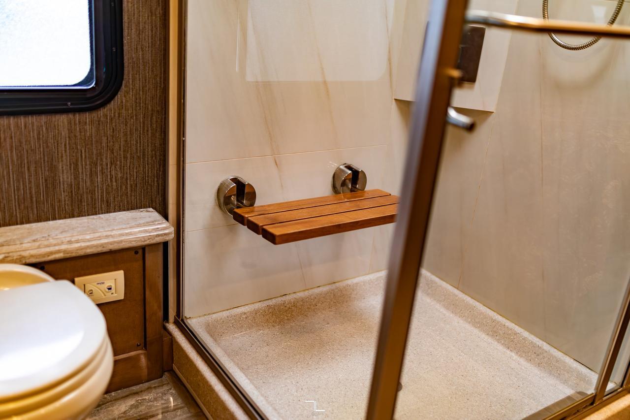 2019 Thor Motor Coach Tuscany 45 MX Class A Motorhome Diesel Red Deer AB