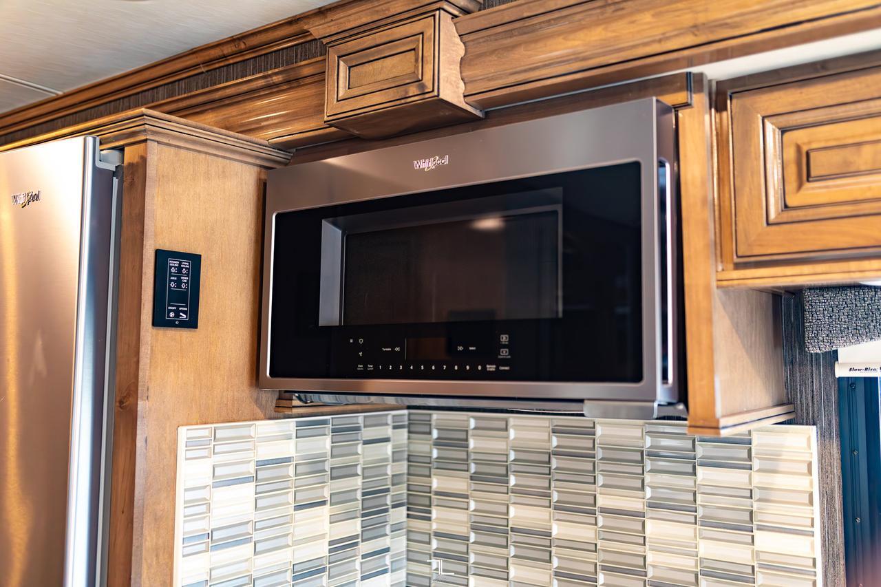 2019 Thor Motor Coach Tuscany 45 MX Class A Motorhome Diesel Red Deer AB