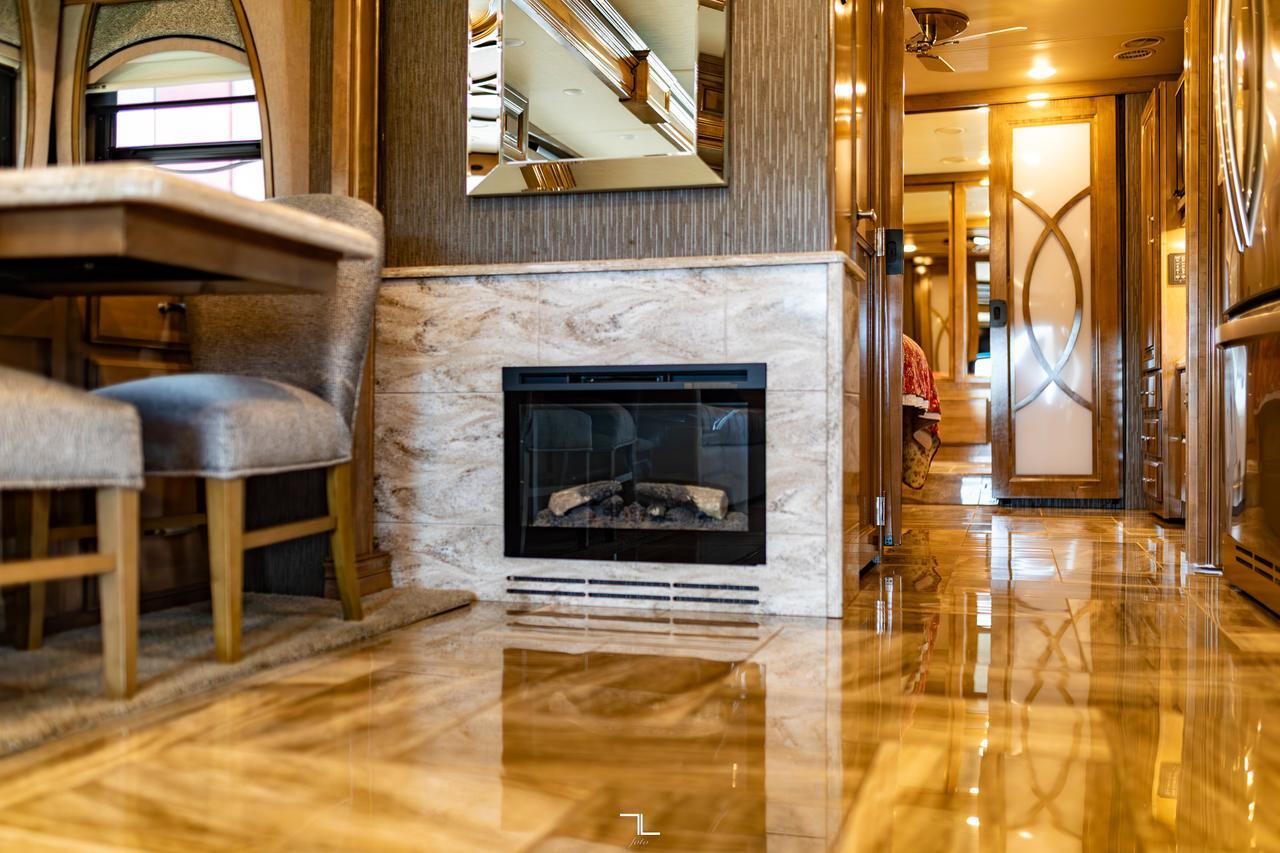 2019 Thor Motor Coach Tuscany 45 MX Class A Motorhome Diesel Red Deer AB