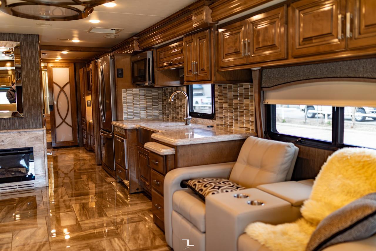 2019 Thor Motor Coach Tuscany 45 MX Class A Motorhome Diesel Red Deer AB