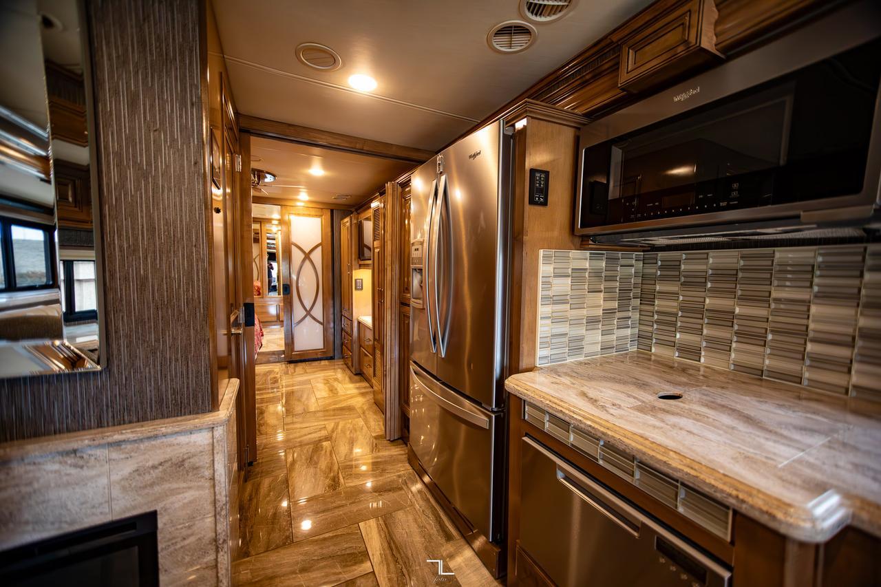 2019 Thor Motor Coach Tuscany 45 MX Class A Motorhome Diesel Red Deer AB