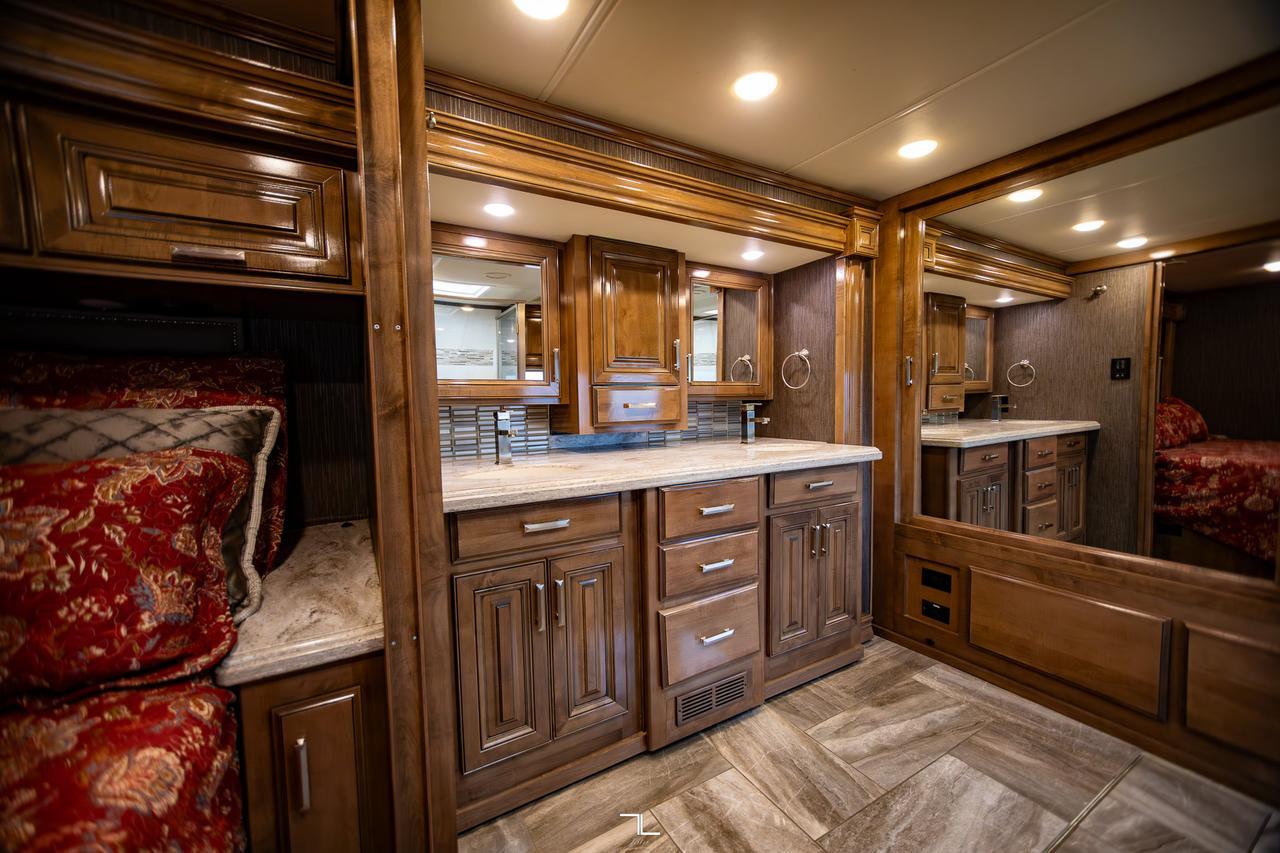 2019 Thor Motor Coach Tuscany 45 MX Class A Motorhome Diesel Red Deer AB