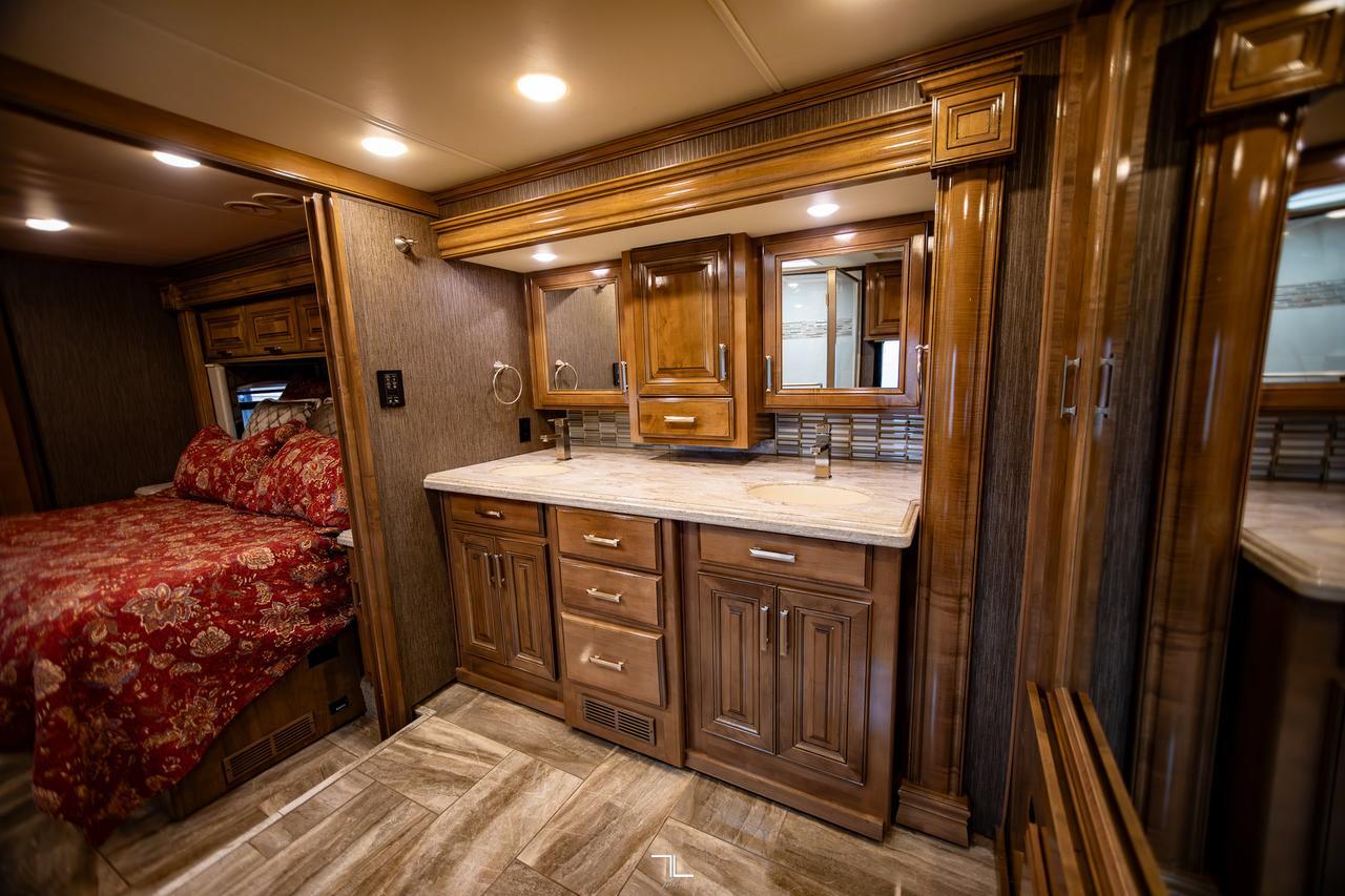 2019 Thor Motor Coach Tuscany 45 MX Class A Motorhome Diesel Red Deer AB