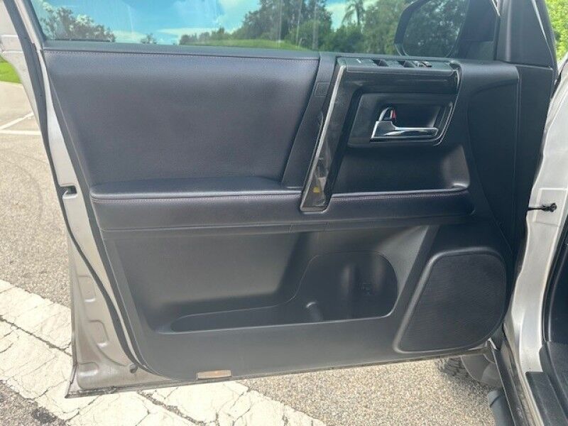 2019 Toyota 4RUNNER TRD OFF ROAD COLD AC NEW TIRES RUNS GREAT 4X4 FL SUV FREE SHIPPING IN FLORIDA Sarasota FL