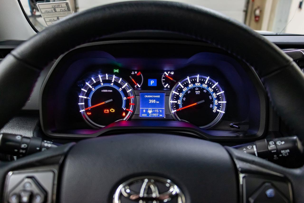 2019 Toyota 4Runner 4x4 SR5 TRD Offroad Leather Roof Nav Red Deer AB