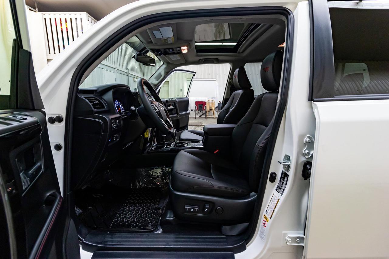 2019 Toyota 4Runner 4x4 SR5 TRD Offroad Leather Roof Nav Red Deer AB