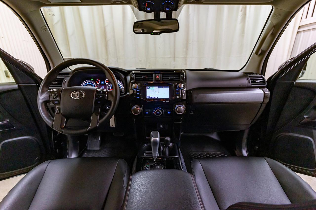 2019 Toyota 4Runner 4x4 TRD Off-Road Leather Roof Nav BCam Red Deer AB