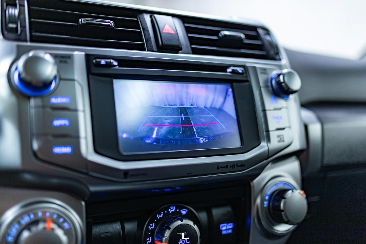 2019 Toyota 4Runner AWD SR5 Premium Leather Roof Nav BCam Red Deer AB