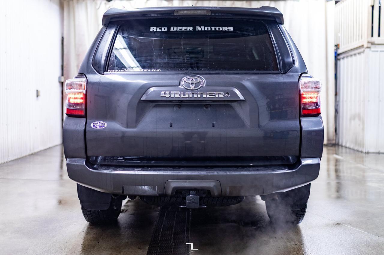 2019 Toyota 4Runner AWD SR5 Premium Leather Roof Nav BCam Red Deer AB
