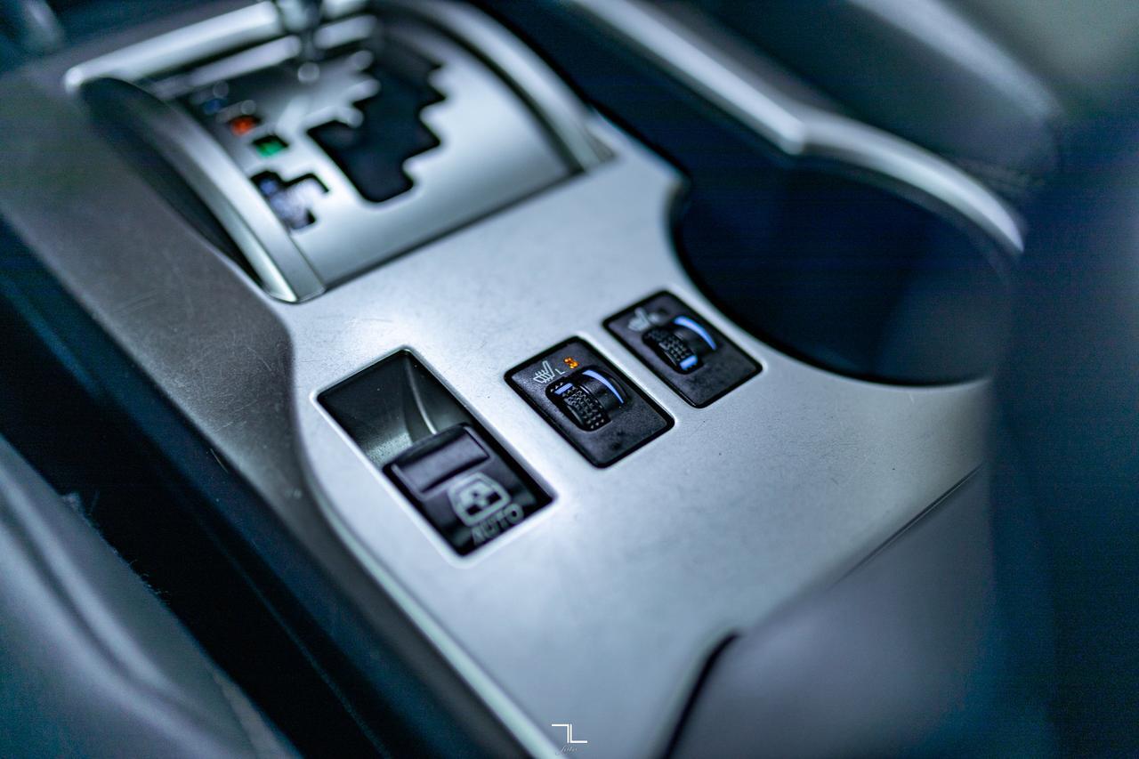 2019 Toyota 4Runner AWD SR5 Premium Leather Roof Nav BCam Red Deer AB