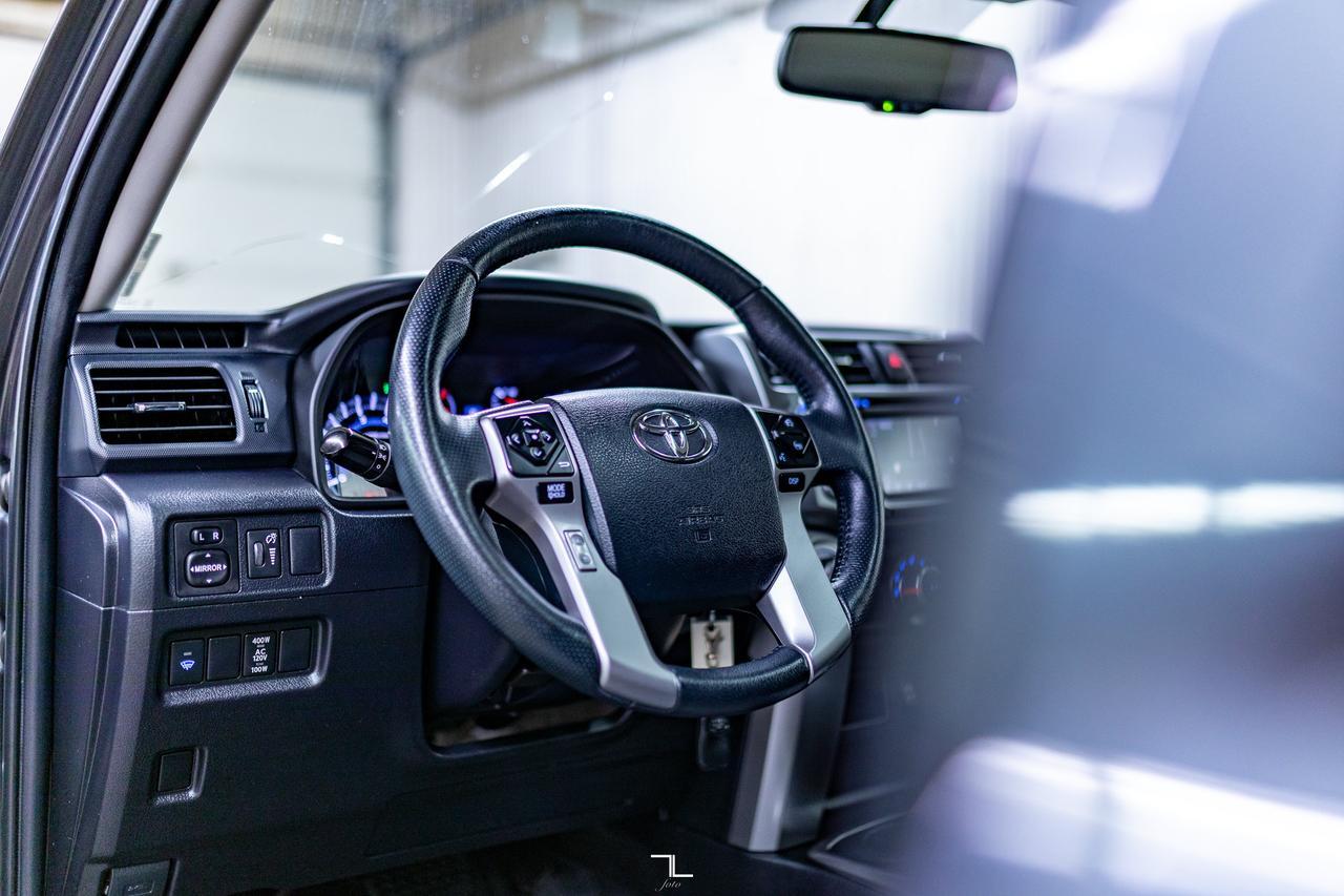 2019 Toyota 4Runner AWD SR5 Premium Leather Roof Nav BCam Red Deer AB