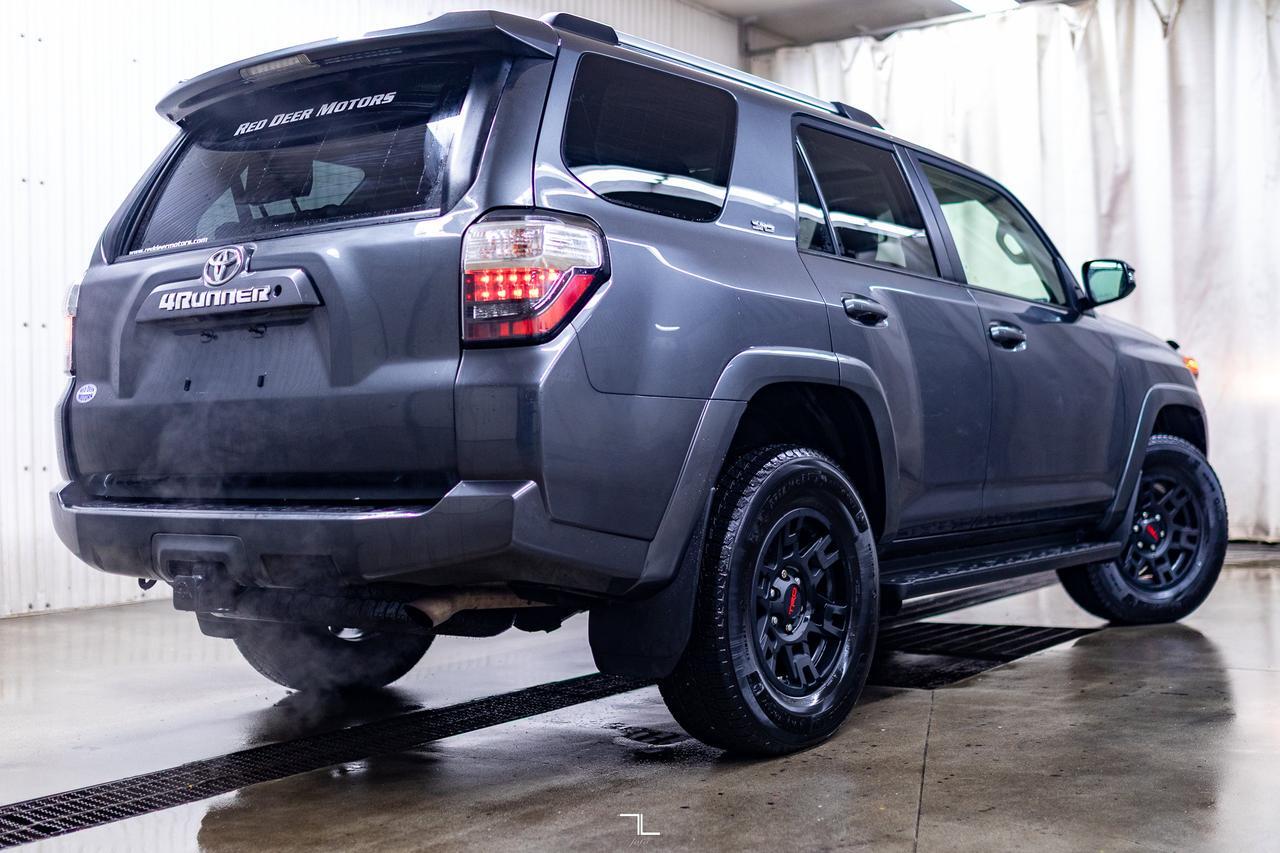 2019 Toyota 4Runner AWD SR5 Premium Leather Roof Nav BCam Red Deer AB
