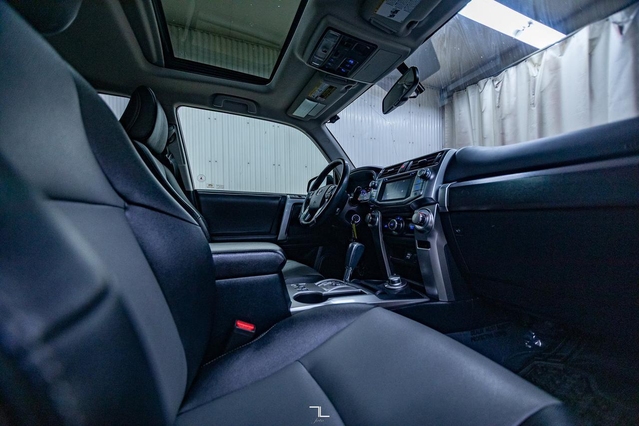 2019 Toyota 4Runner AWD SR5 Premium Leather Roof Nav BCam Red Deer AB