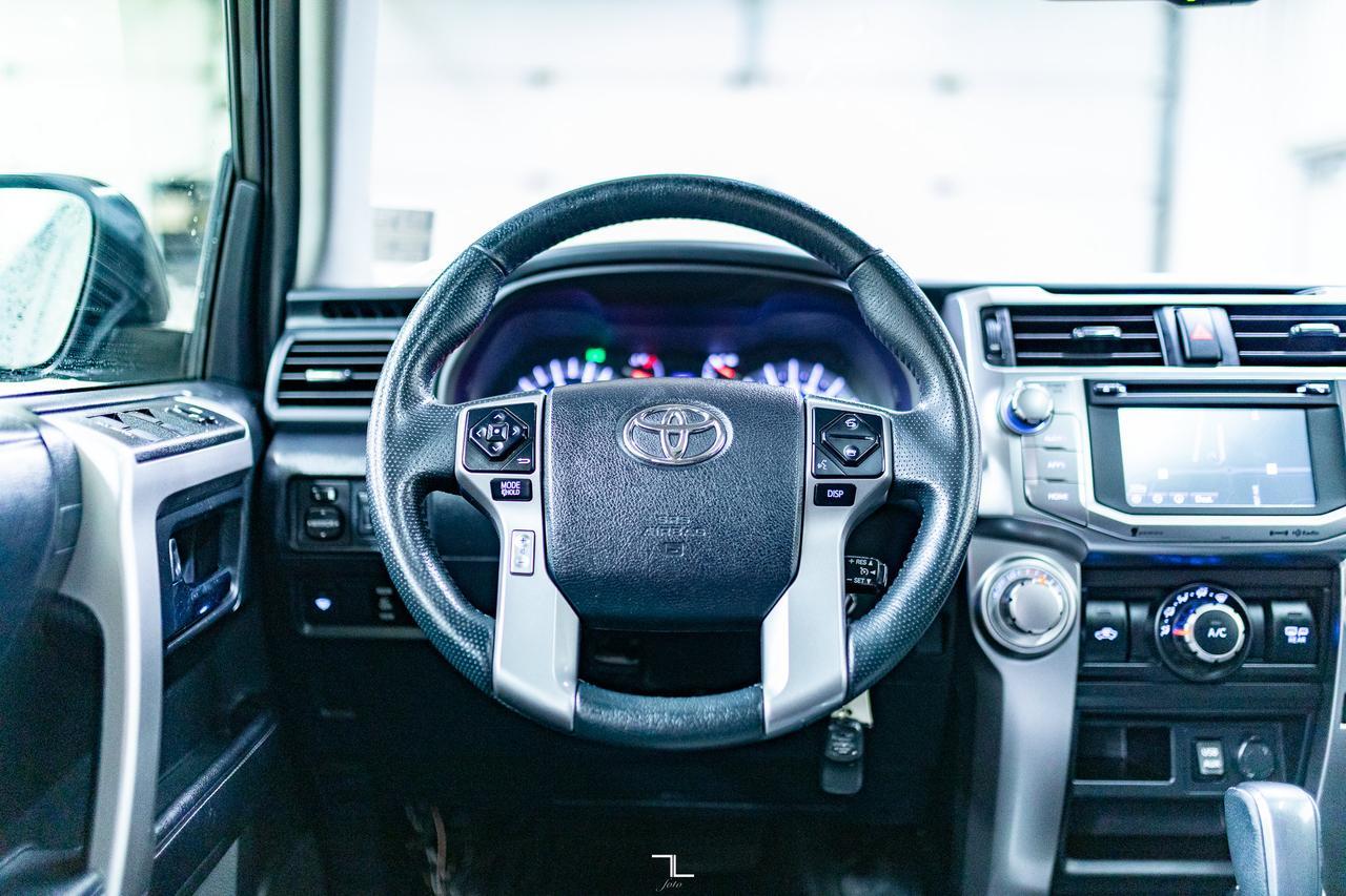 2019 Toyota 4Runner AWD SR5 Premium Leather Roof Nav BCam Red Deer AB