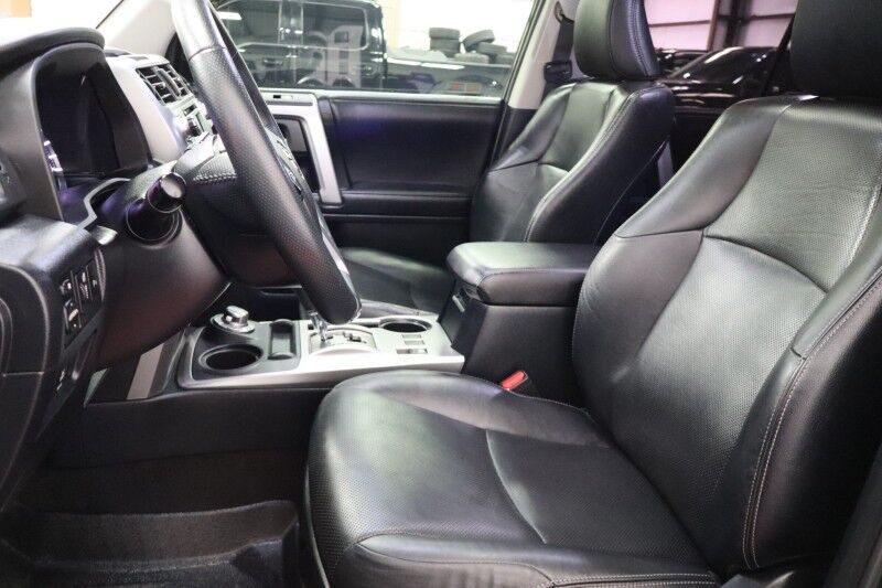 2019 Toyota 4Runner Limited 4WD 4.0L V6 GPS Camera Sunroof 3rd Row FREE WARRANTY Arlington TX