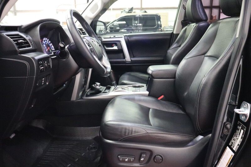 2019 Toyota 4Runner Limited 4WD 4.0L V6 GPS Camera Sunroof 3rd Row FREE WARRANTY Arlington TX
