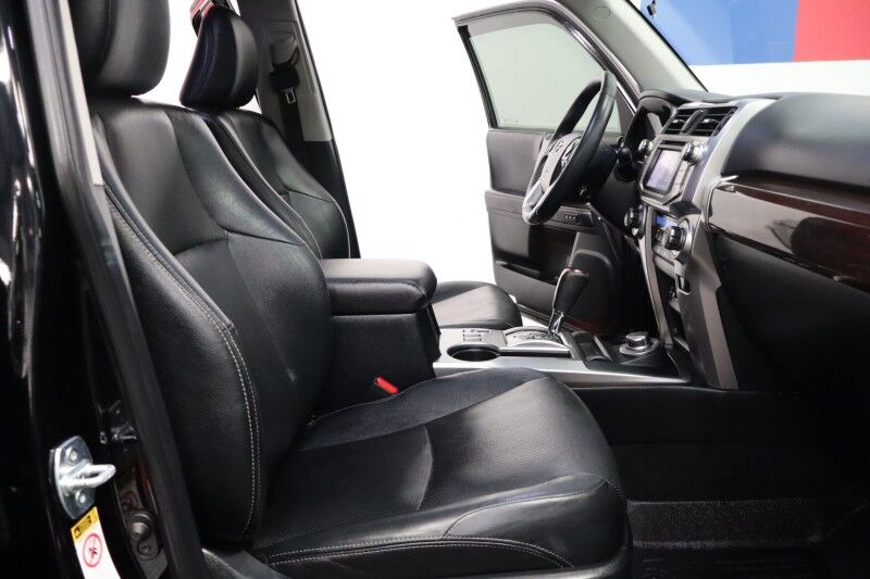 2019 Toyota 4Runner Limited 4WD 4.0L V6 GPS Camera Sunroof 3rd Row FREE WARRANTY Arlington TX