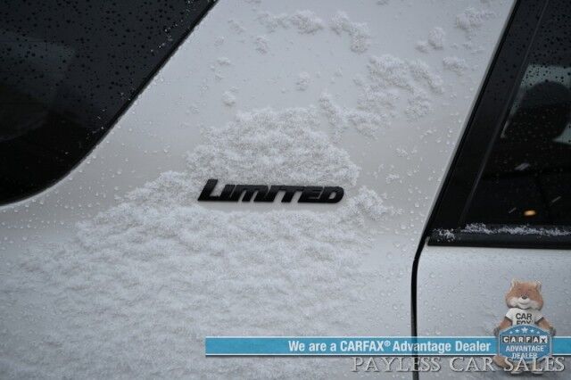 2019 Toyota 4Runner Limited Nightshade Edition / 4X4 / Auto Start / Heated & Cooled Leather Seats / Navigation / Sunroof / JBL Speakers / 3rd Row / Seats 7 / Bluetooth / Back Up Camera / Power Running Boards / Block Heater / Tow Pkg Anchorage AK