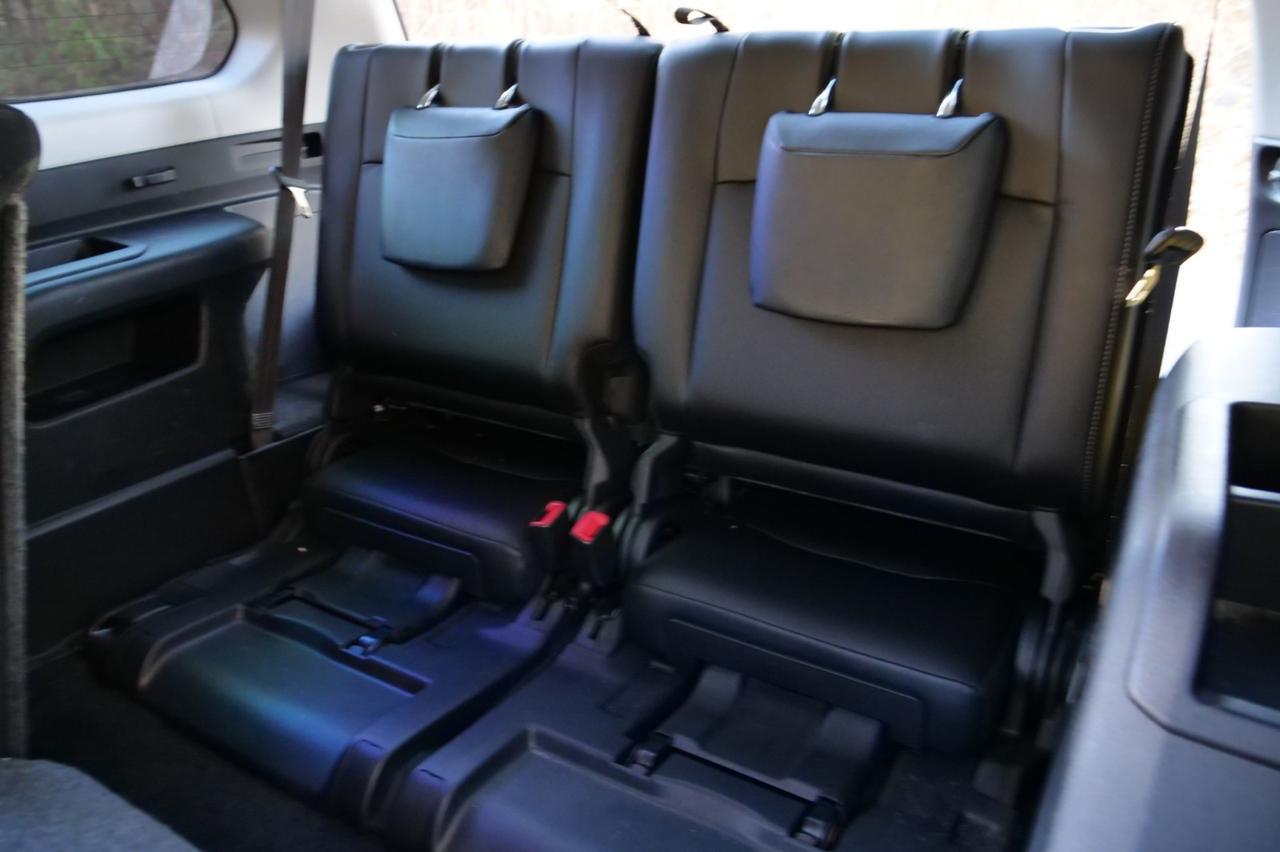 2019 Toyota 4Runner SR5 Premium / Heated Seats / Sunroof / Third Row! Lincolnton NC