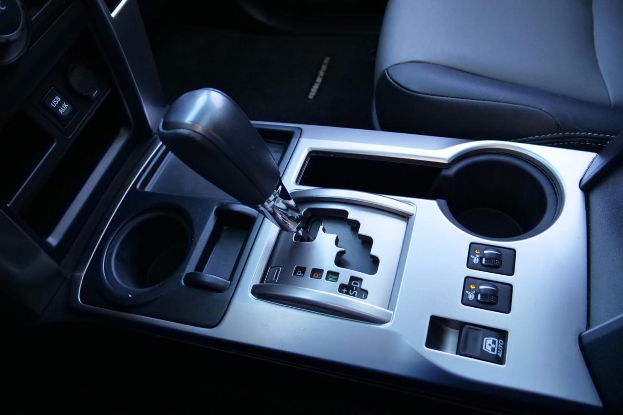 2019 Toyota 4Runner SR5 Premium / Heated Seats / Sunroof / Third Row! Lincolnton NC