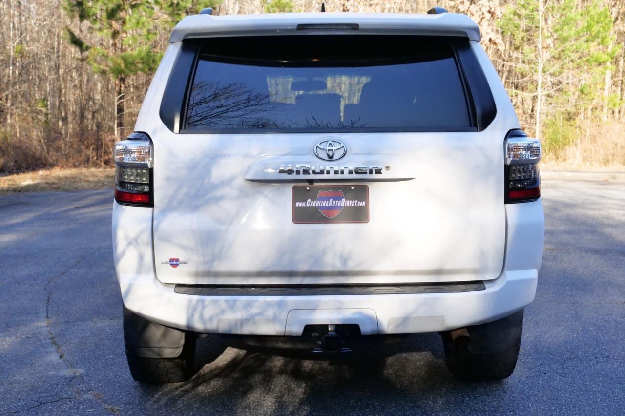 2019 Toyota 4Runner SR5 Premium / Heated Seats / Sunroof / Third Row! Lincolnton NC